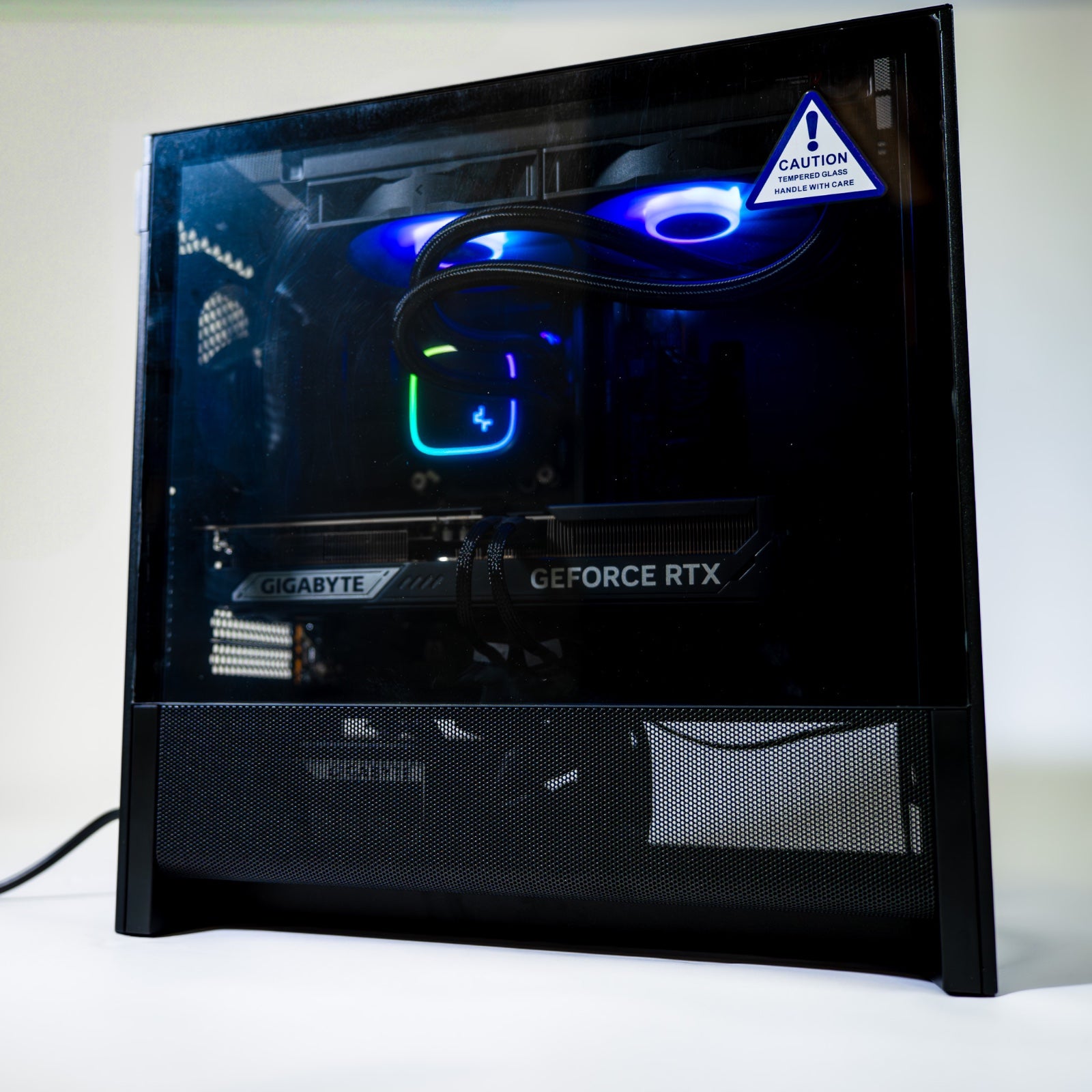 GolfBays x Chillblast Golf Simulator Gaming PC HD Spec